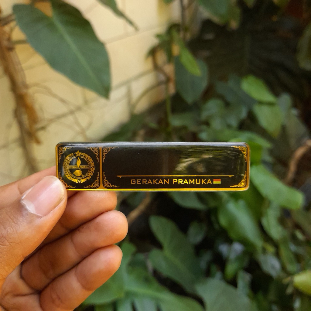 

Name tag Ornamen | Name tag Pramuka| Free ukir nama | Name tag custom