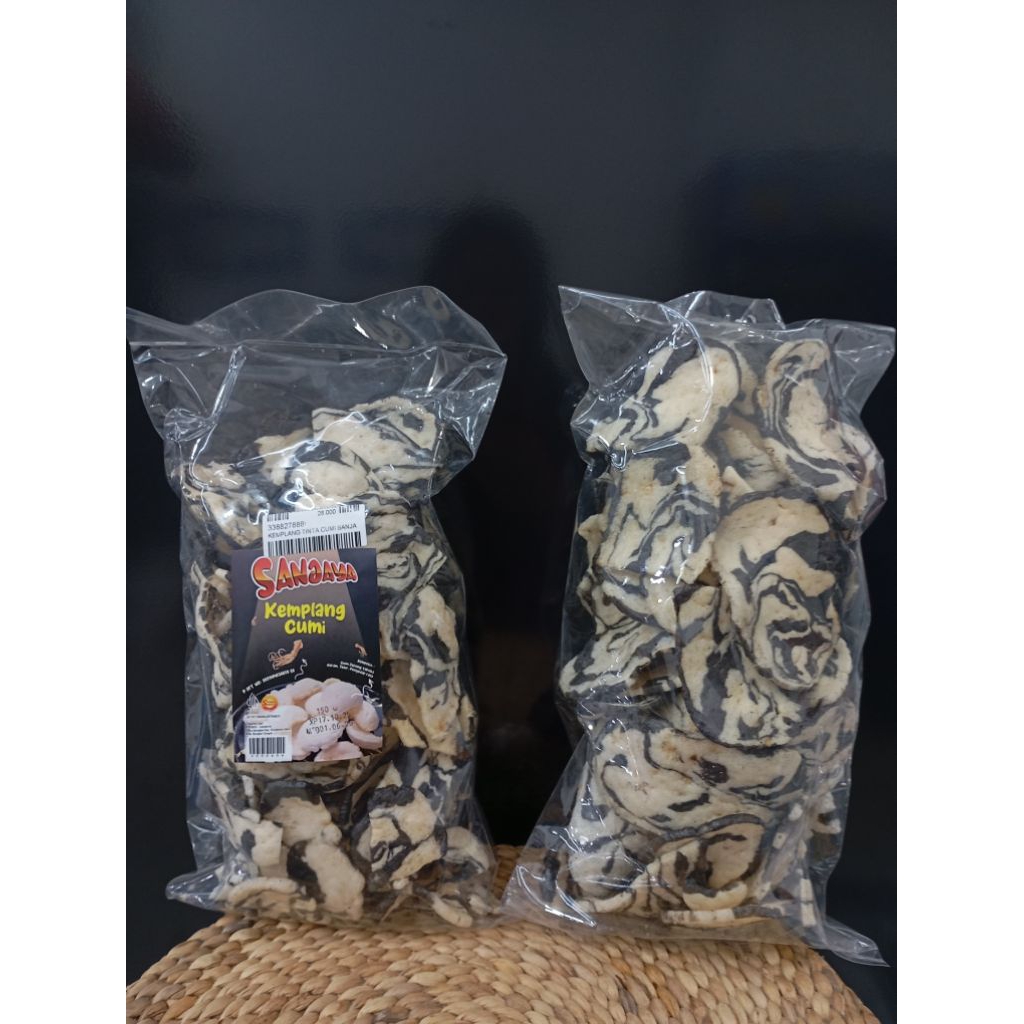 

kemplang tinta cumi sanjaya