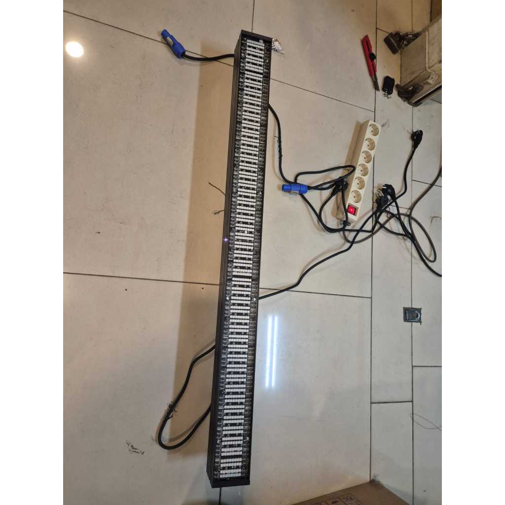 Strobo Bar led Strip Lampu panggung strobo RGB fullcolor DMX