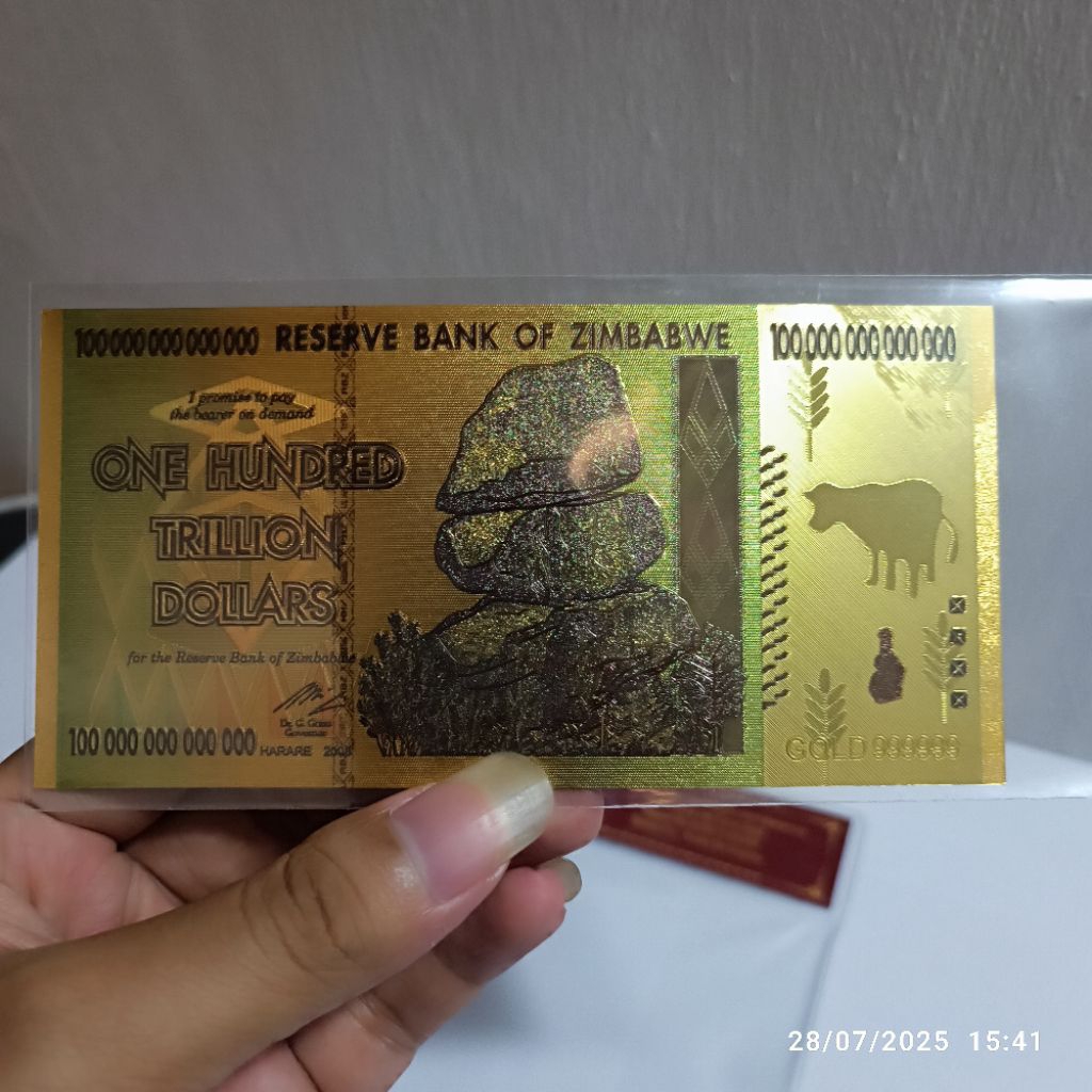 Souvenir Uang 100 Triliun Zimbabwe Gold Foil