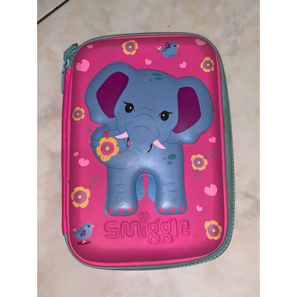 

Preloved Smiggle | Kotak Pensil Smiggle