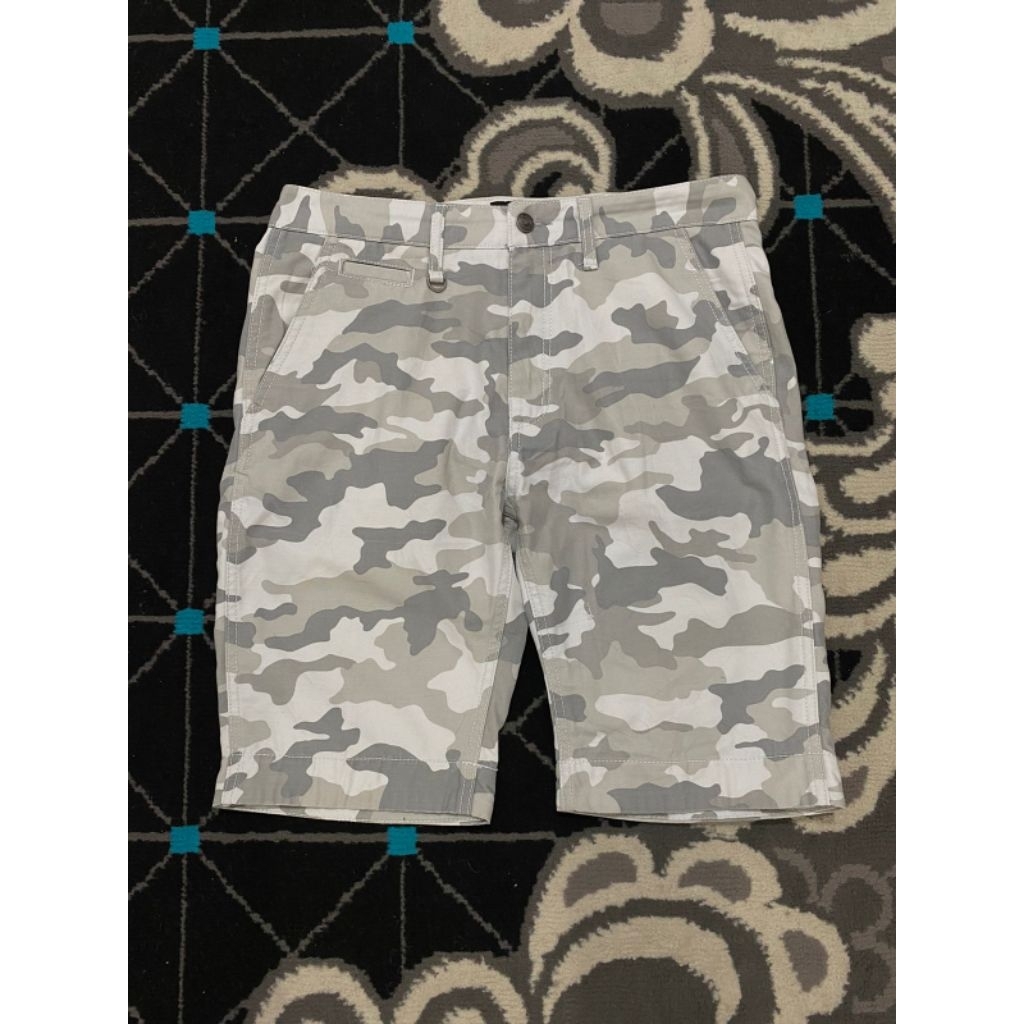 celana pendek army second