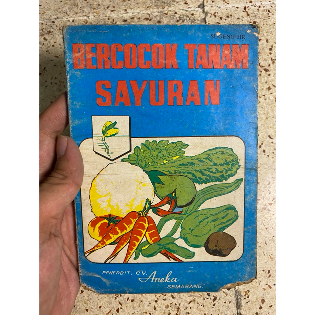 BUKU BERCOCOK TANAM SAYURAN