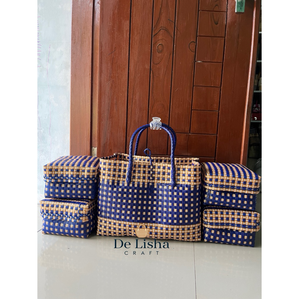 Tas set isi keben 4 / tas bali/ canang sari/ tas sembahyang