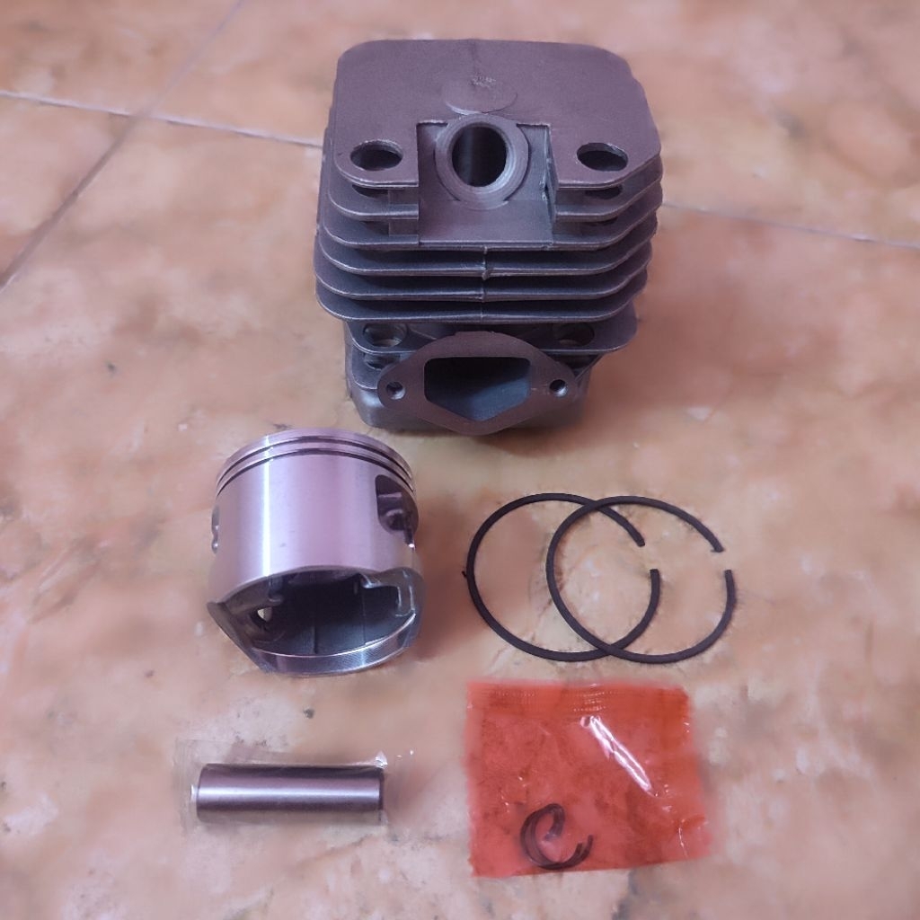 5200 Cylinder Silinder Block Blok Boring Poring Puring Assy Komplit Mesin Chainsaw Sinso Senso