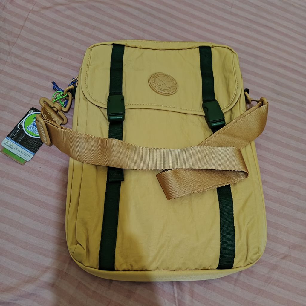 NEW BARU Exsport Yellow Laptop Bag