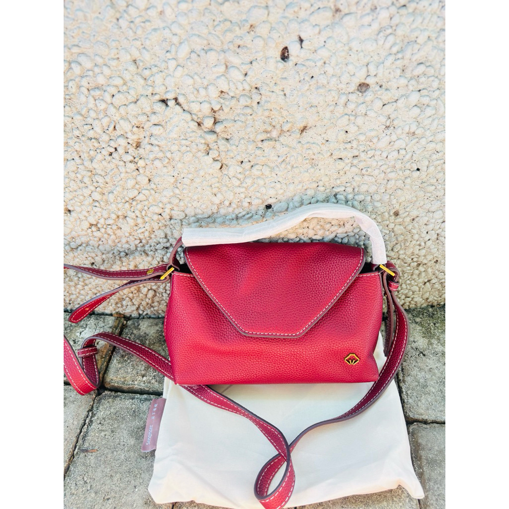 Songmont maroon