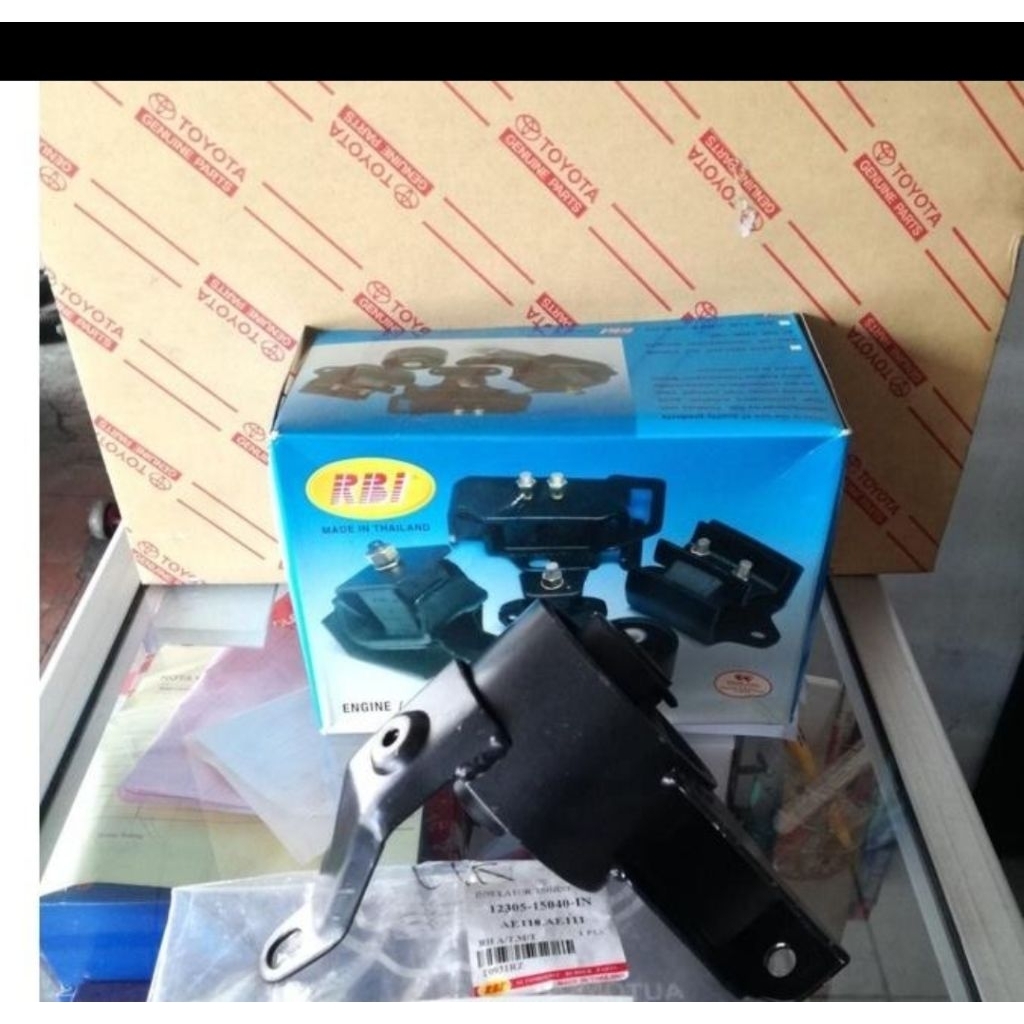 Engine Mounting kanan Great Corolla,All New RBI