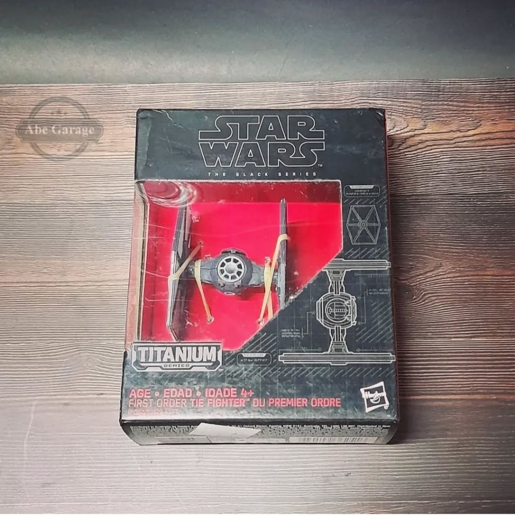 Hasbro Star Wars Titanium Black Series