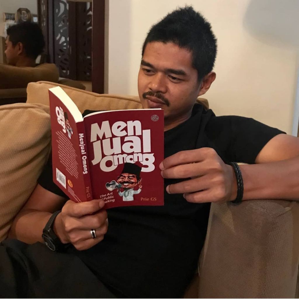 Buku Prie GS - Menjual Omong