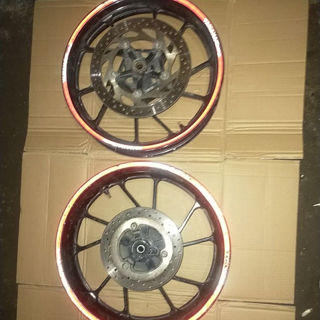 velg r15 v3 original