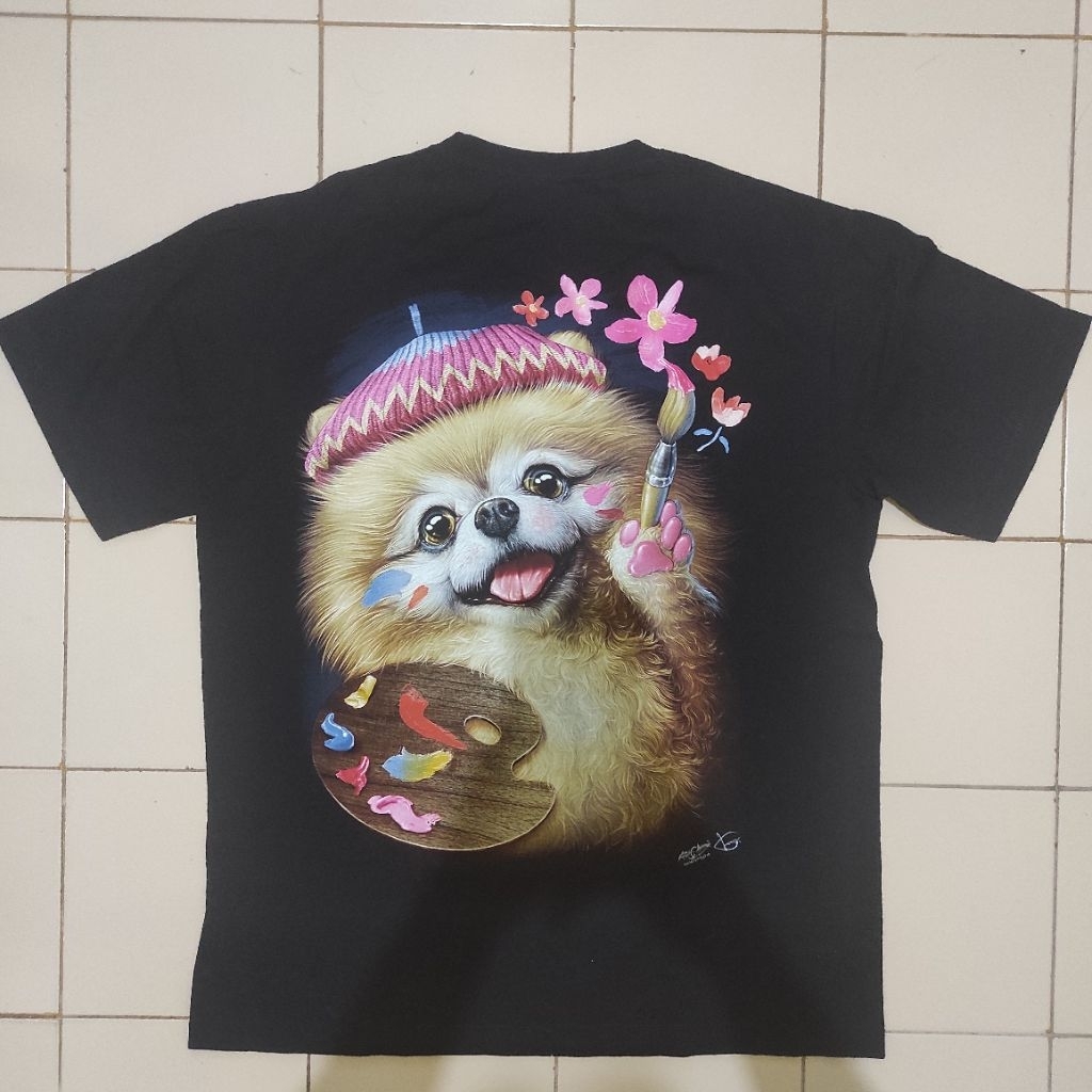 Kaos anjing pelukis mini pom hitam