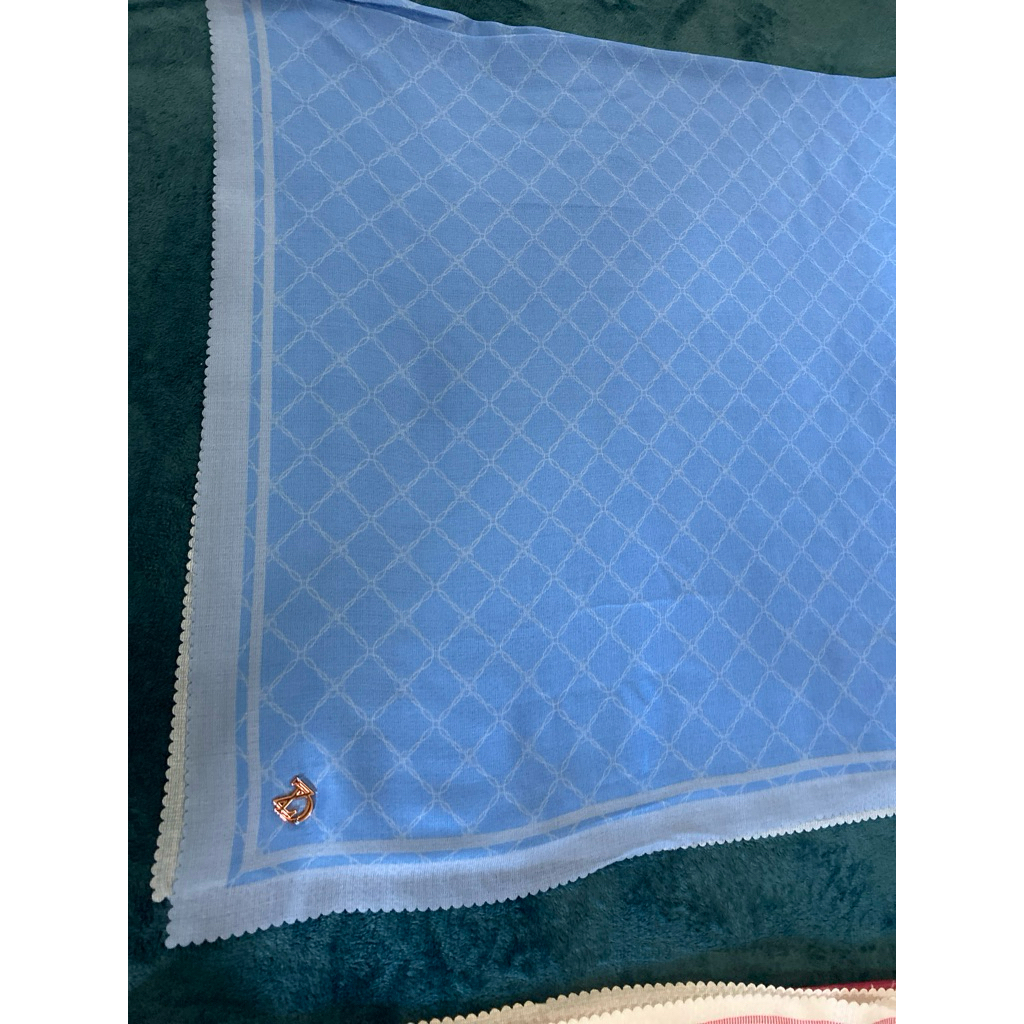 Preloved hijab ZYTAdelia