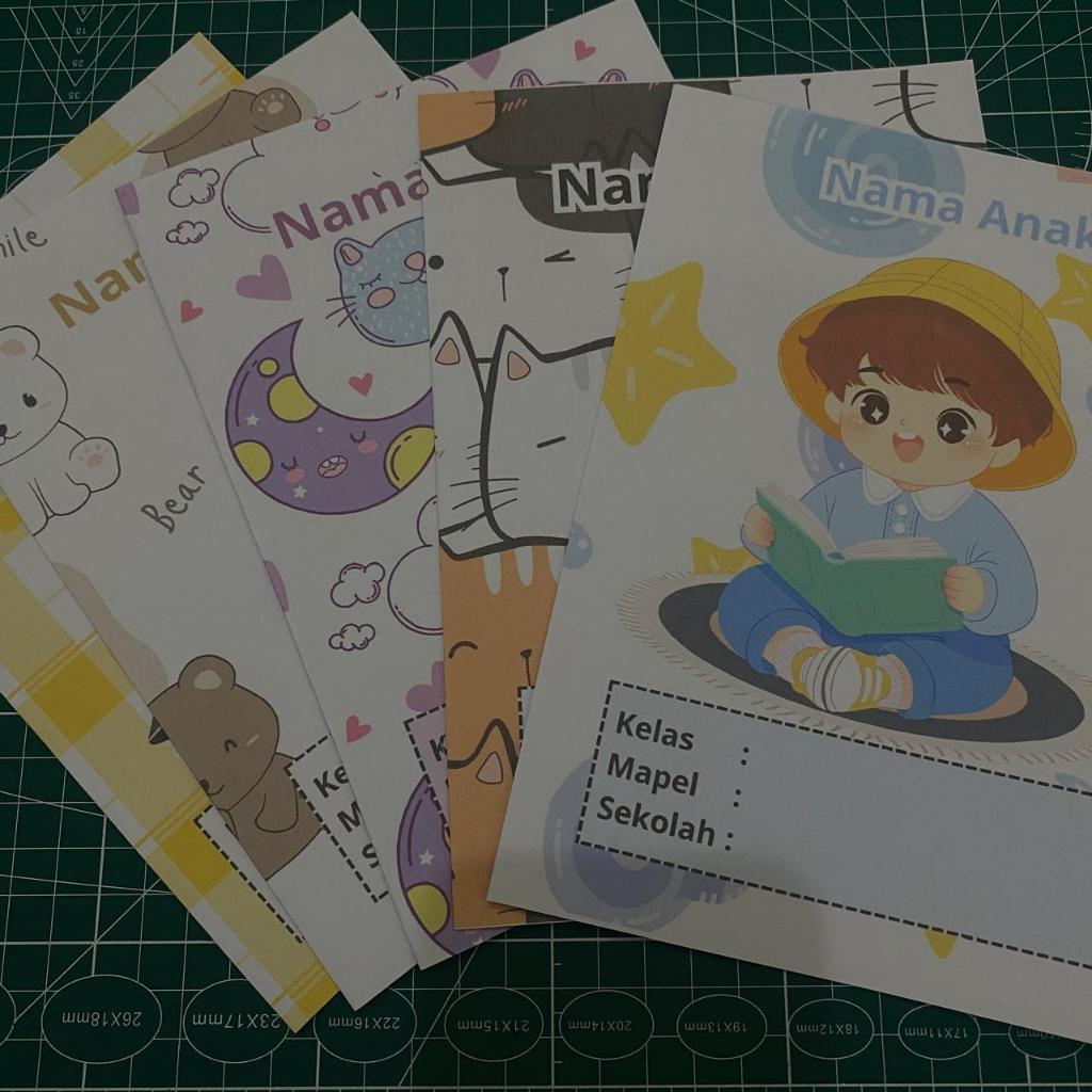 

Buku Tulis Karakter Anak Perempuan dan Laki Laki / Cewek Cowok Custom Nama