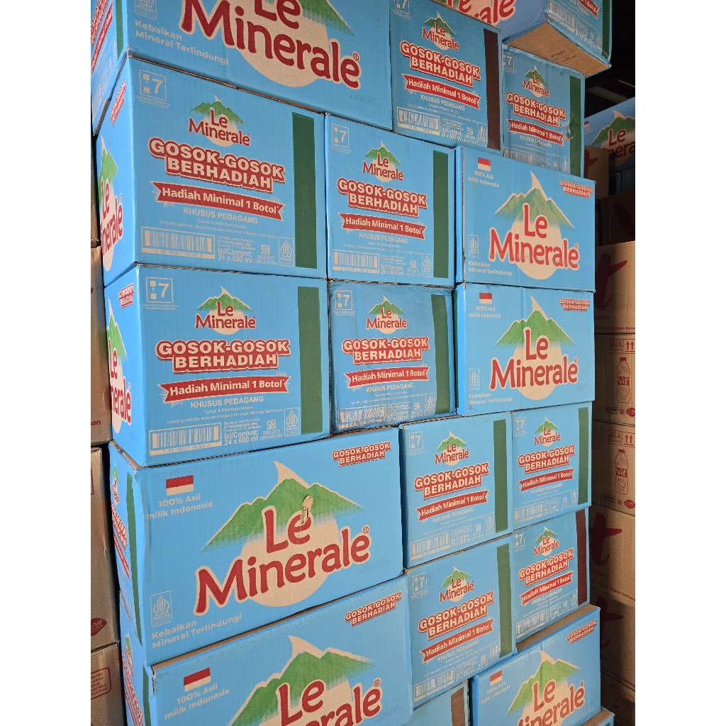 

TERMURAH!!!(1DUS)LE_MINERAL_ISI24PCS@600ML