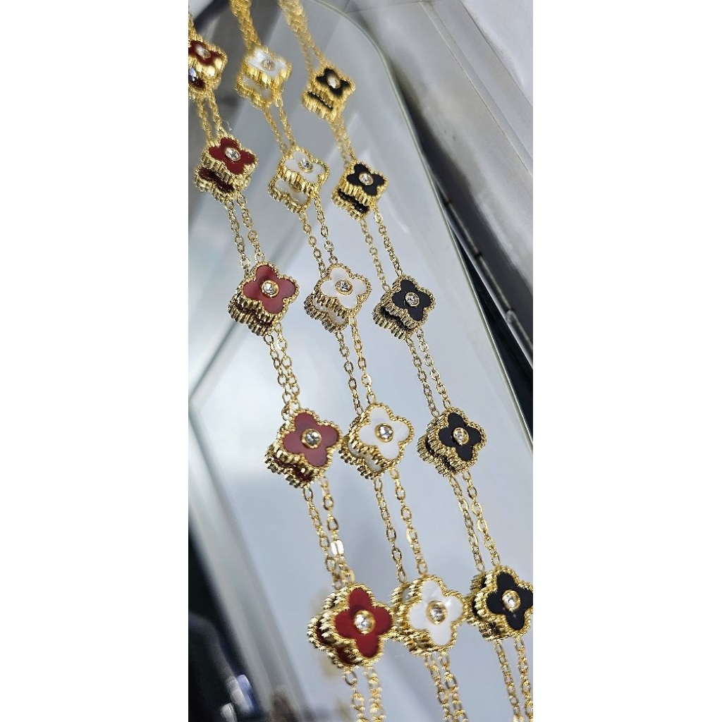 Gelang Titanium Motif Mirip Emas Asli Model Elegan