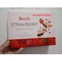 

Beryl's Strawberry Double Layered / Coklat Beryls Stawberry Double Layered