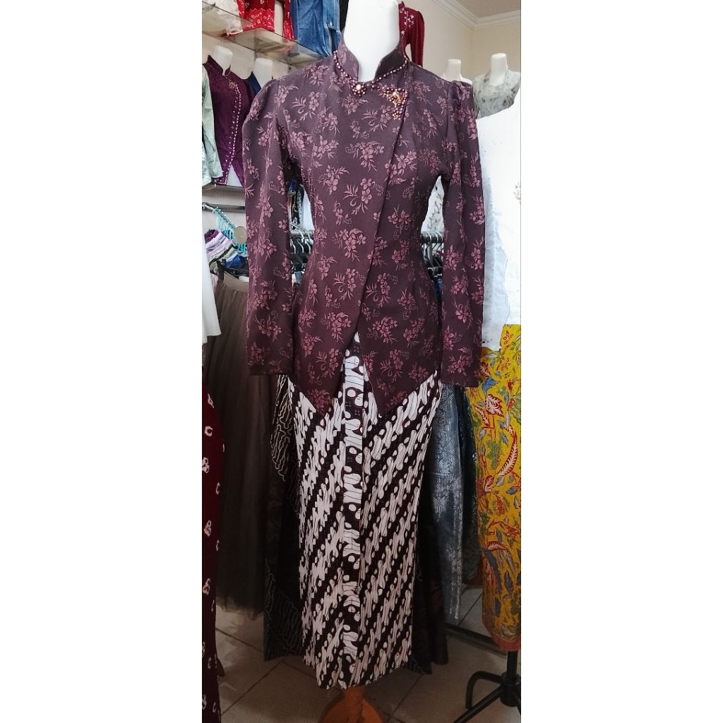 Kebaya Janggan Jaguar