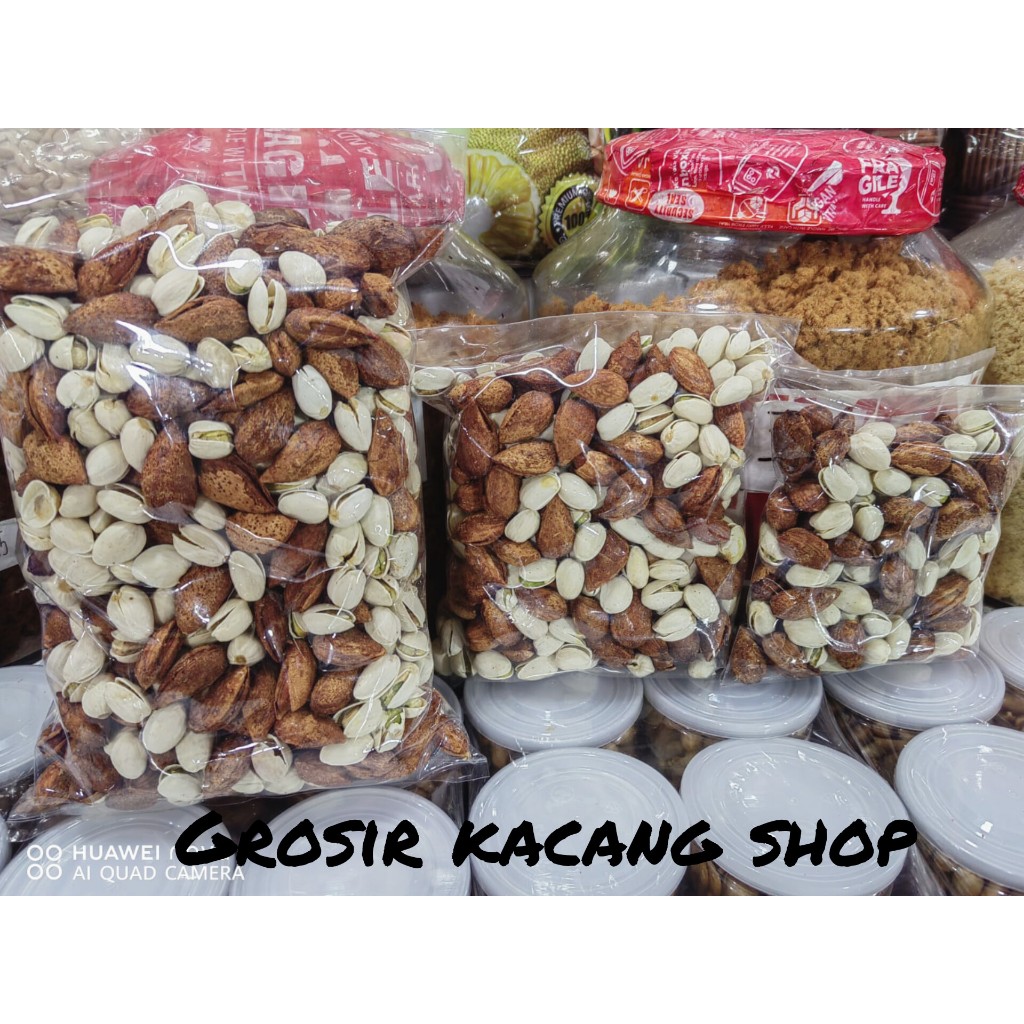 

MixNuts Pistachio Almond Kulit 500Gram