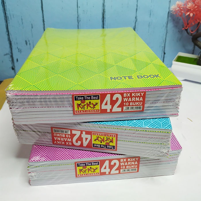 

buku bigboos isi 42 kiki