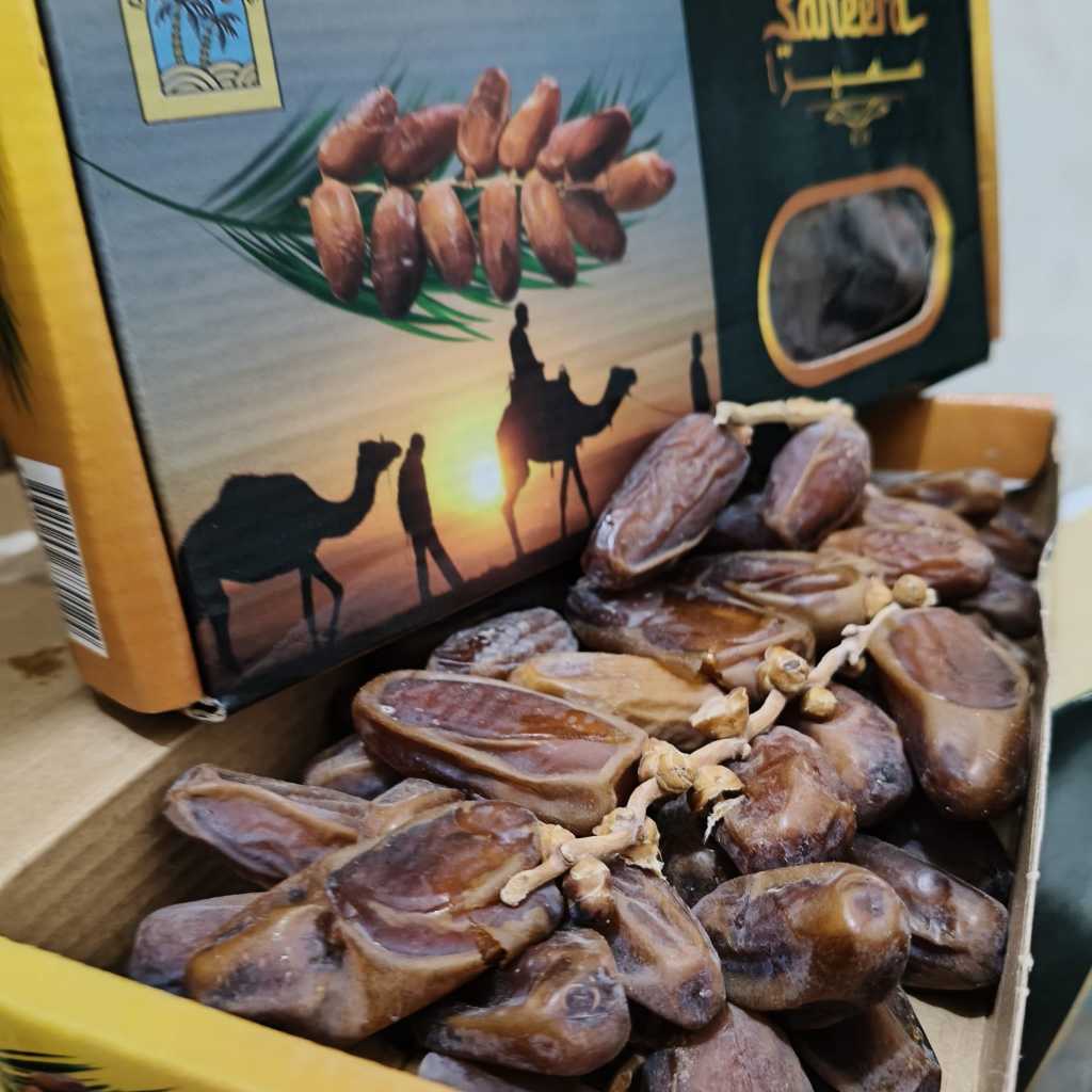

Kurma tunisia tangkai kemasan dus 500gr