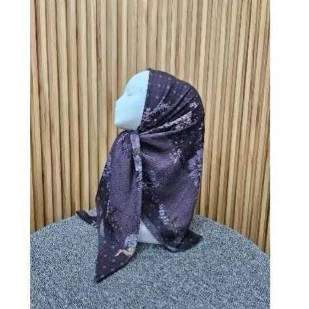 Hijab Motif Bunga Ungu Tua kombi Purple kode 17 Jilbab Segi Empat Voal Premium