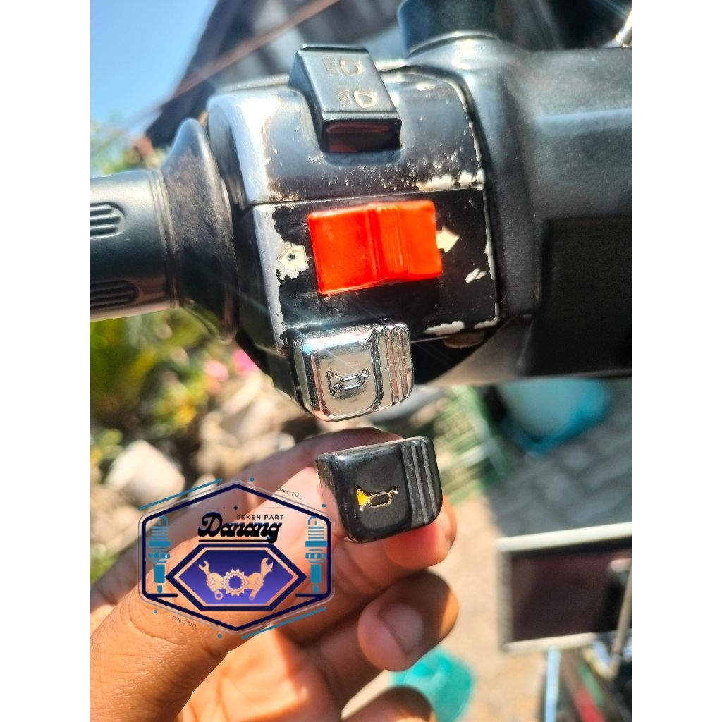 tombol klakson astrea grand variasi warna chrome