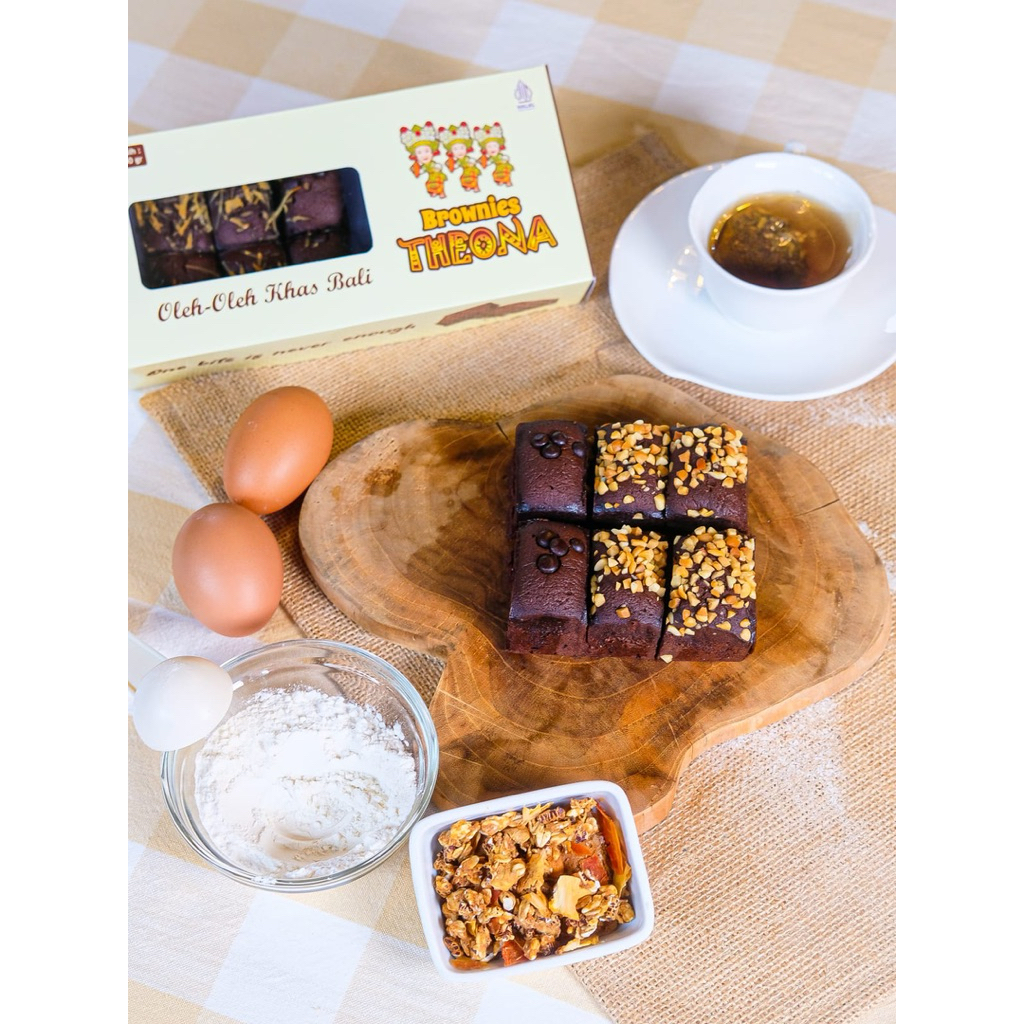 

BROWNIES THEONA || FREE PACKING KARDUS DAN BUBLE WARP || OLEH OLEH KHAS BALI