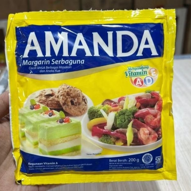 

Amanda Margarin Serbaguna 200 gram / Mentega Sachet