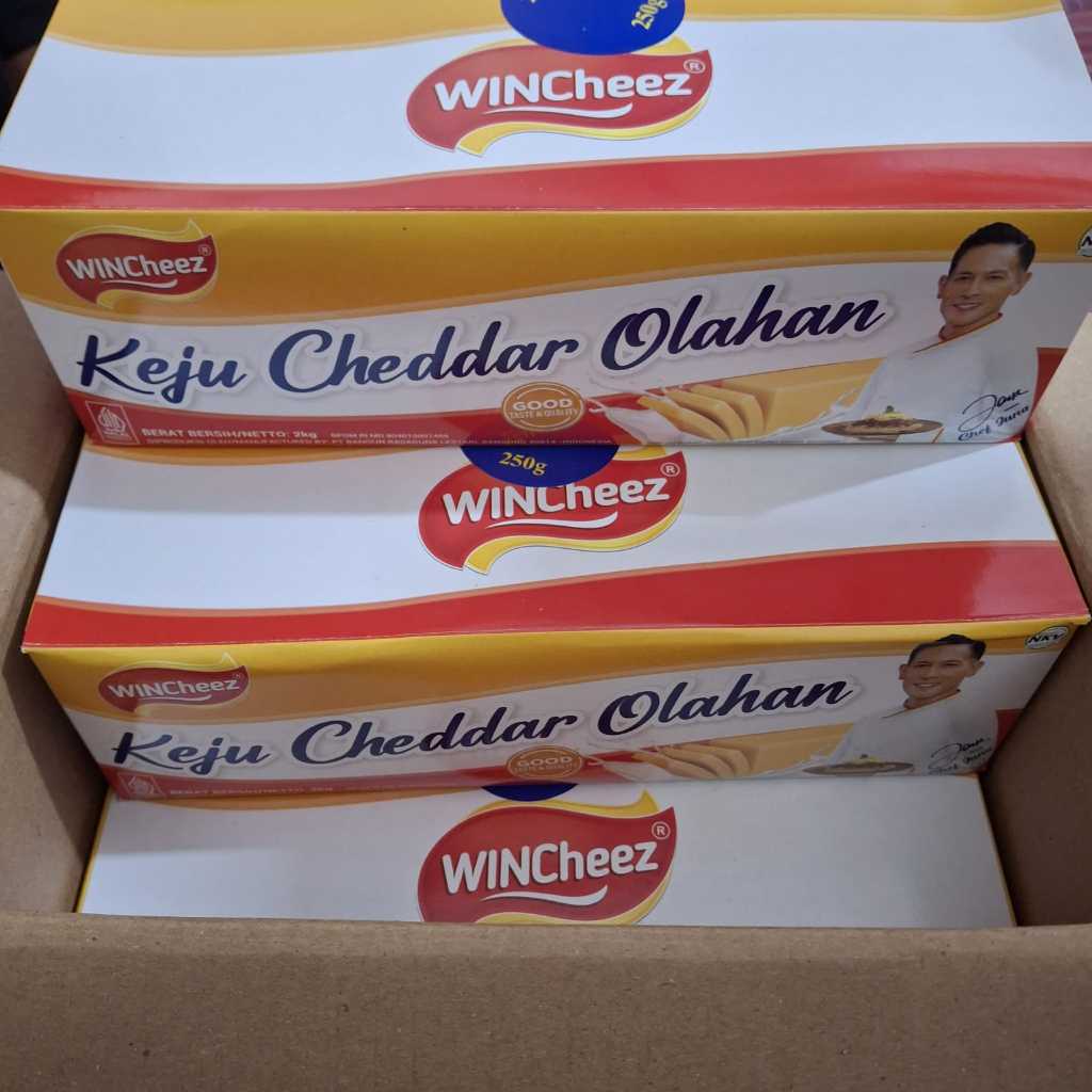 

Keju Cheddar Olahan Wincheez Kemasan Balok (Isi 8 x 250 gram)