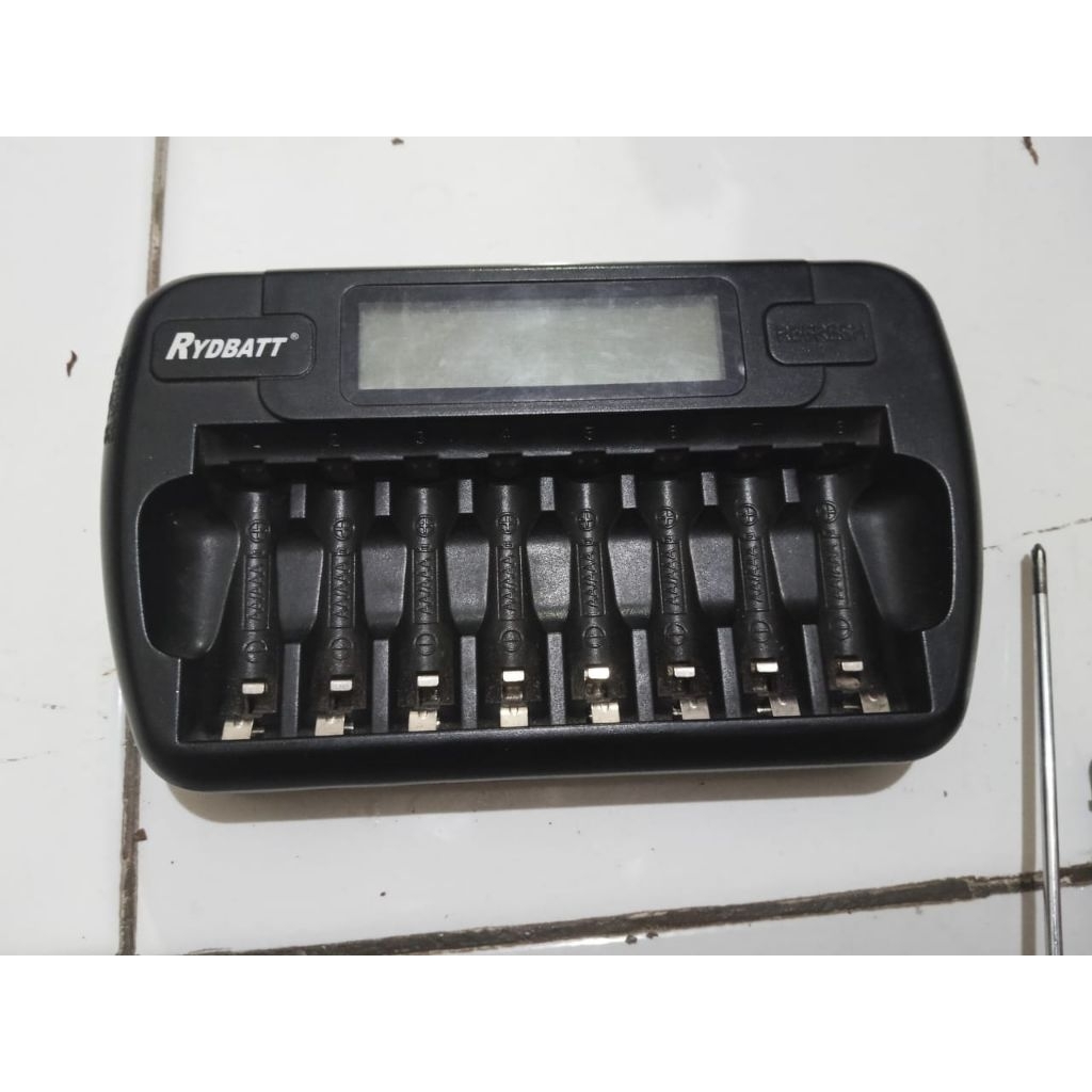 charger rydbatt 8 slot