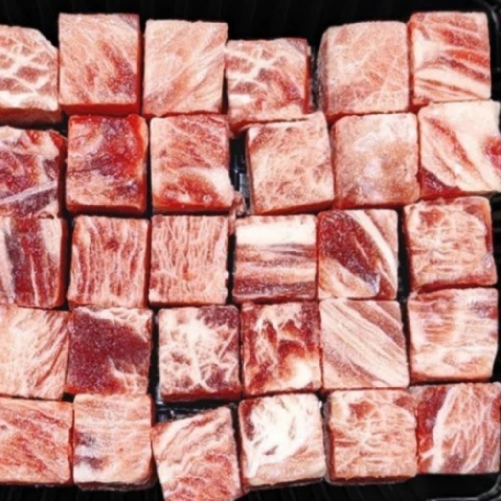 

Kode C. Beef Saikoro Meltique Premium Full Kotak 500gr