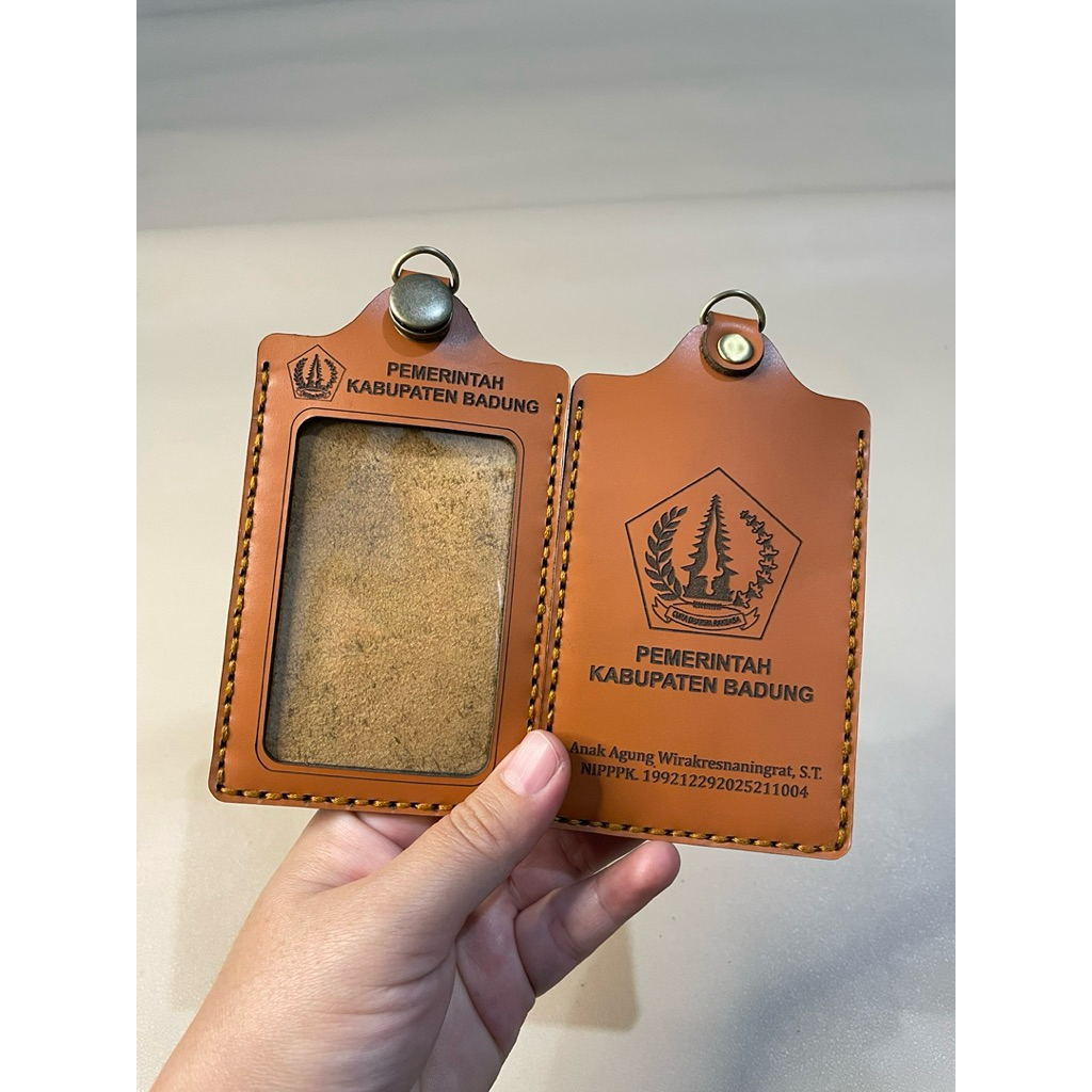 

Id card holder kulit asli, Nametag kulit