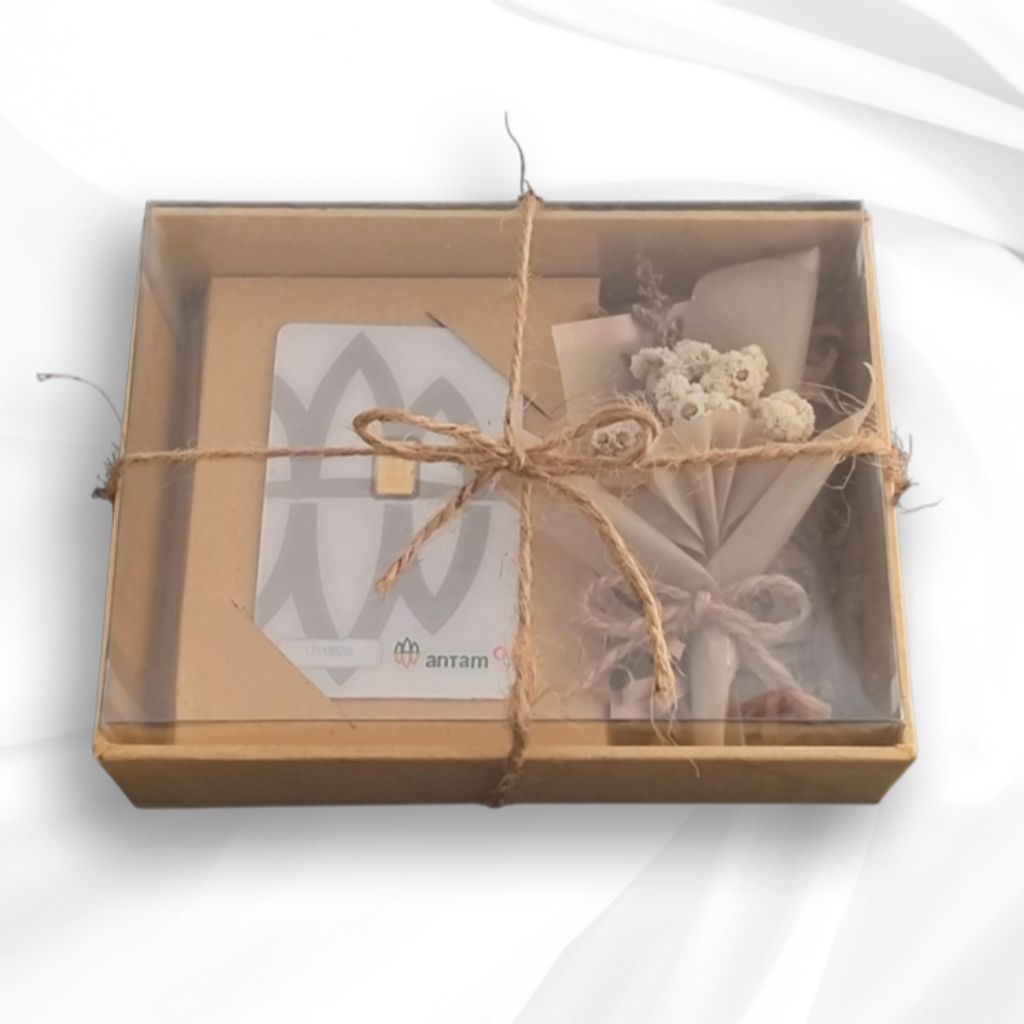 

READY Kotak Kado Emas Logam Mulia Rustic Box (Kotak Tutup Mika, Buket, Free Kartu Ucapan)