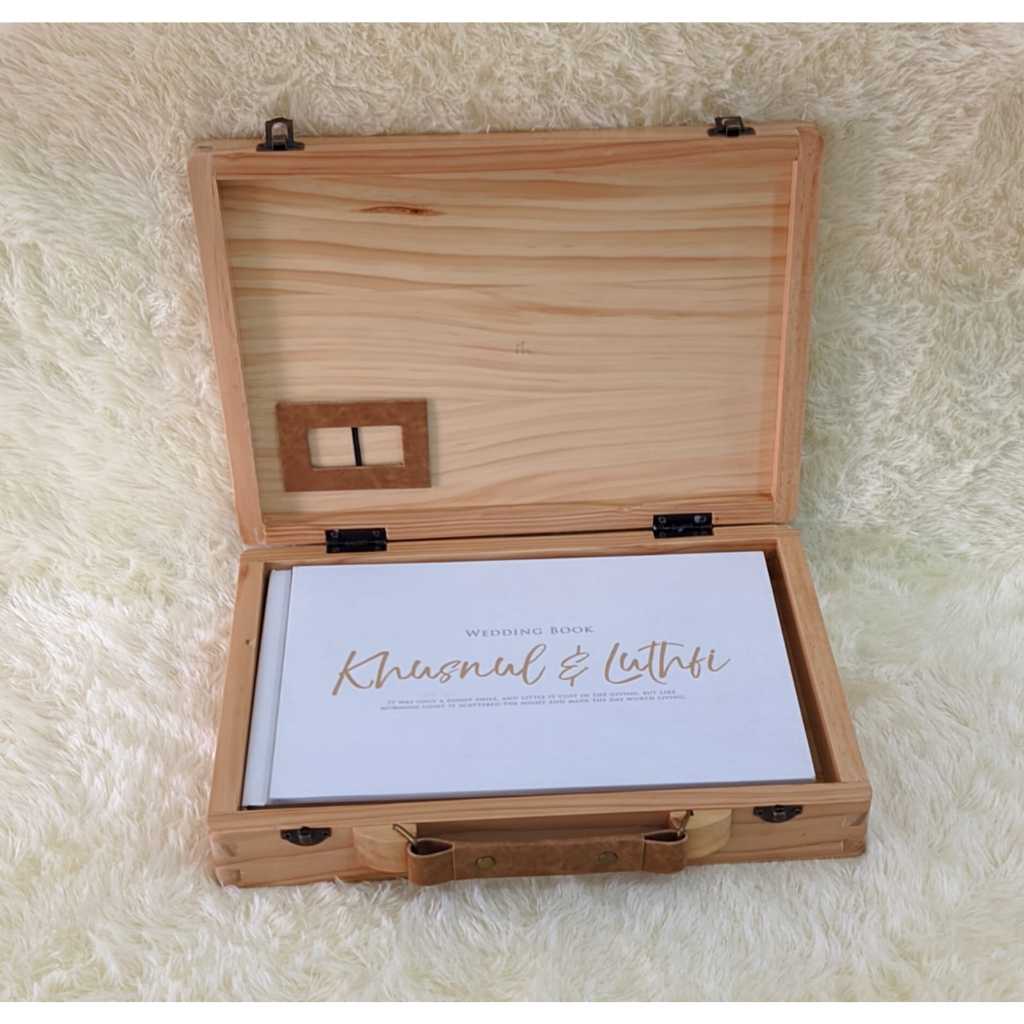 Cetak Foto Album Kolase 20x30 Plus Koper Kayu