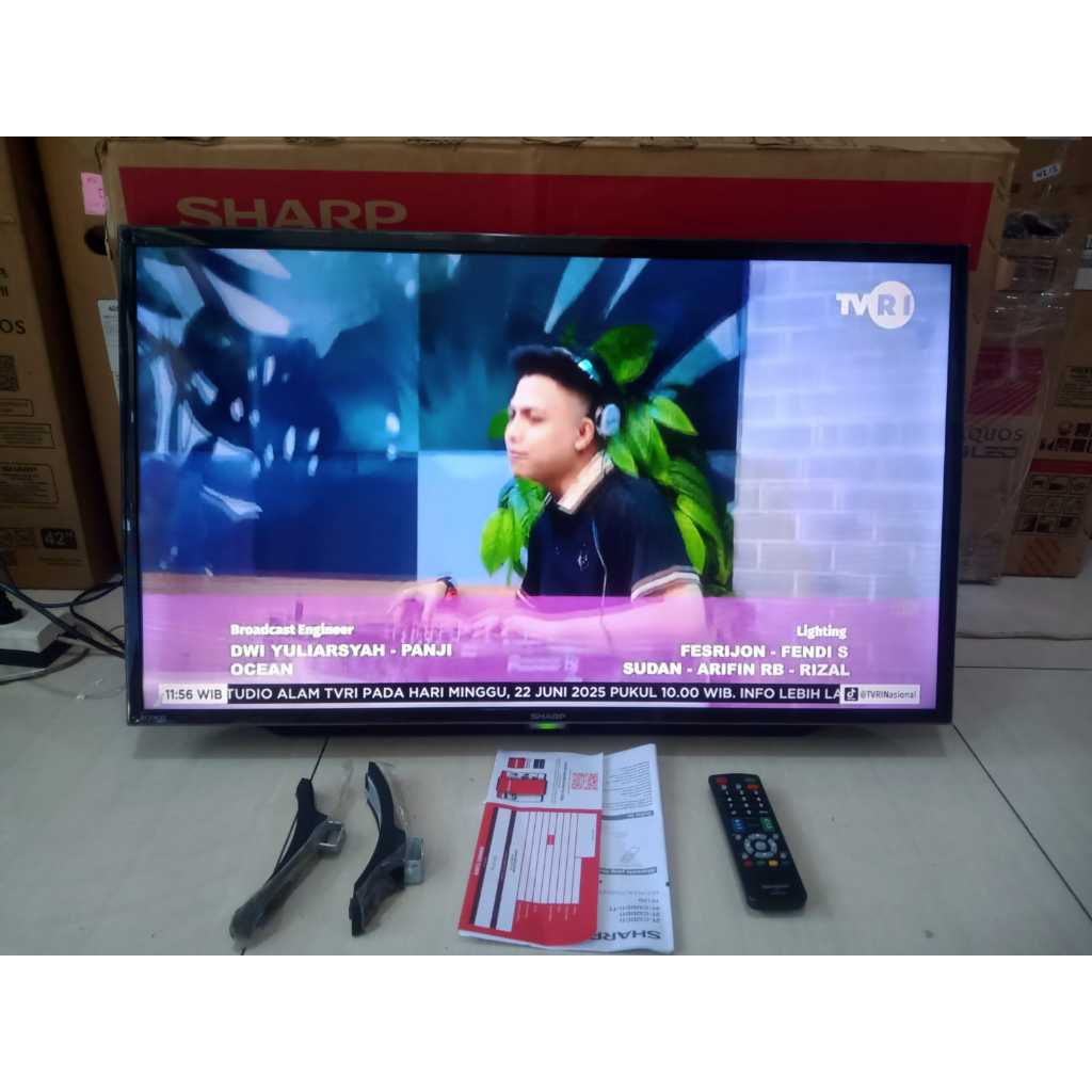 [+free packing kayu] Led Sharp 32 Inch Digital TV Kondisi bekas masih segel siap pakai 5065f
