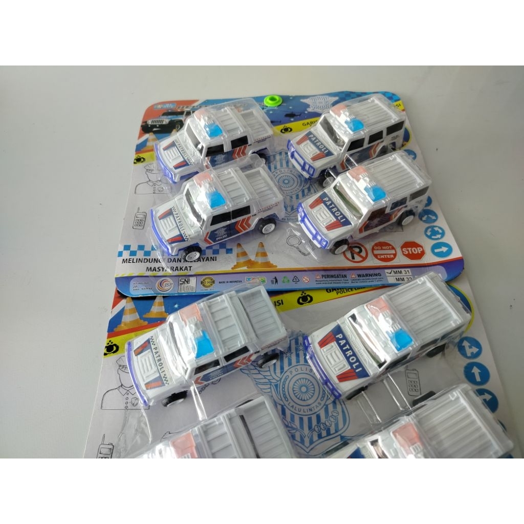 MAINAN MOBIL JEEP TNI/MAINAN MOBIL POLISI 1 SET ISI 4 PCS