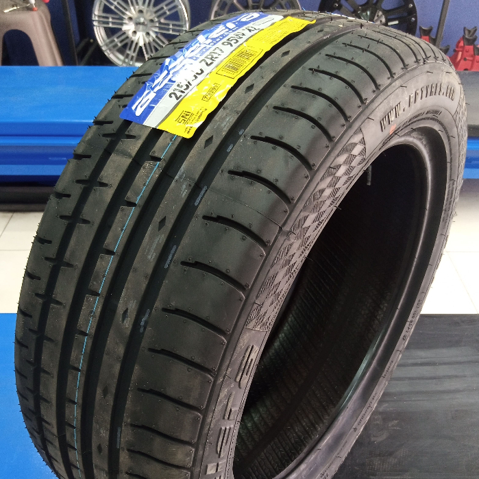 Ban Mobil R17 Ukuran 215 50 R17 - 215/50 R17 Accelera Phi - Toko Ban Mobil Murah Mojokerto