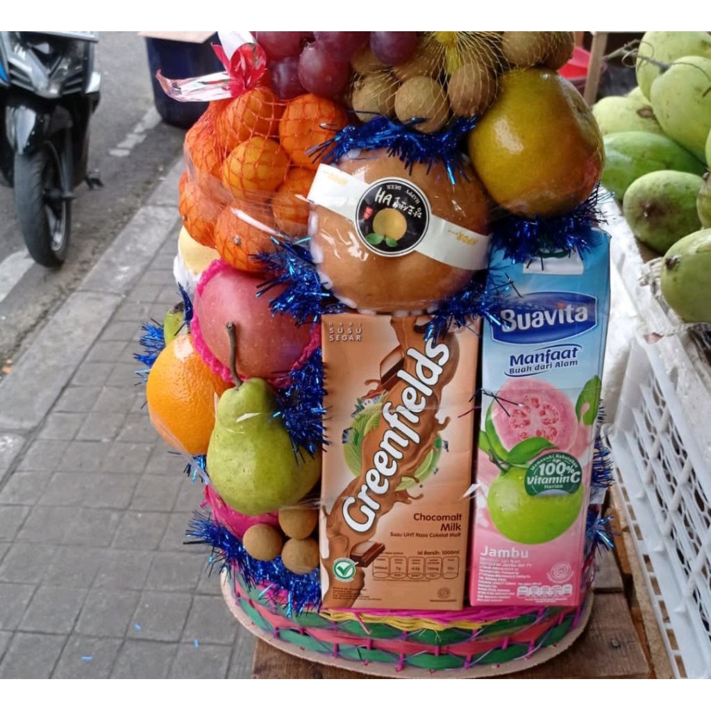 

Parcel buah + minuman