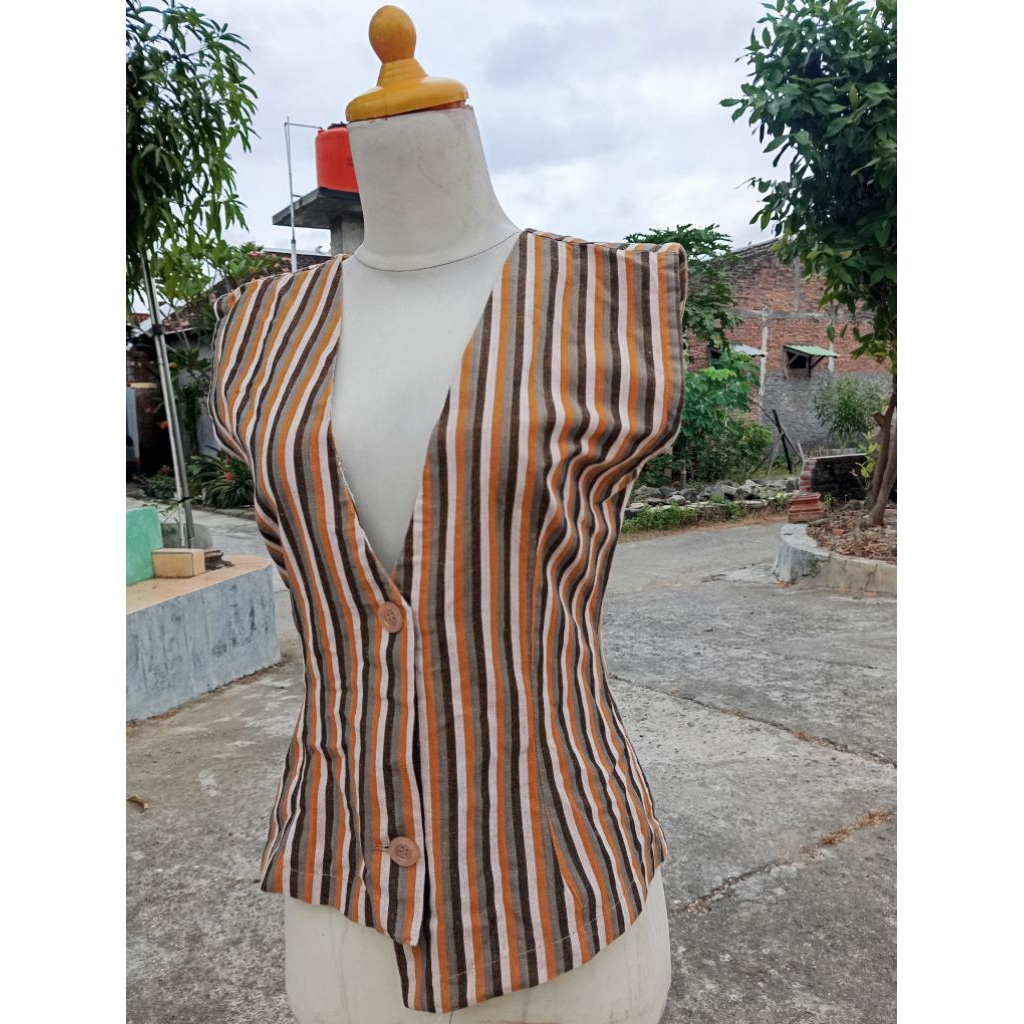 Rompi Lurik Wanita Motif Salur Kuning Coklat