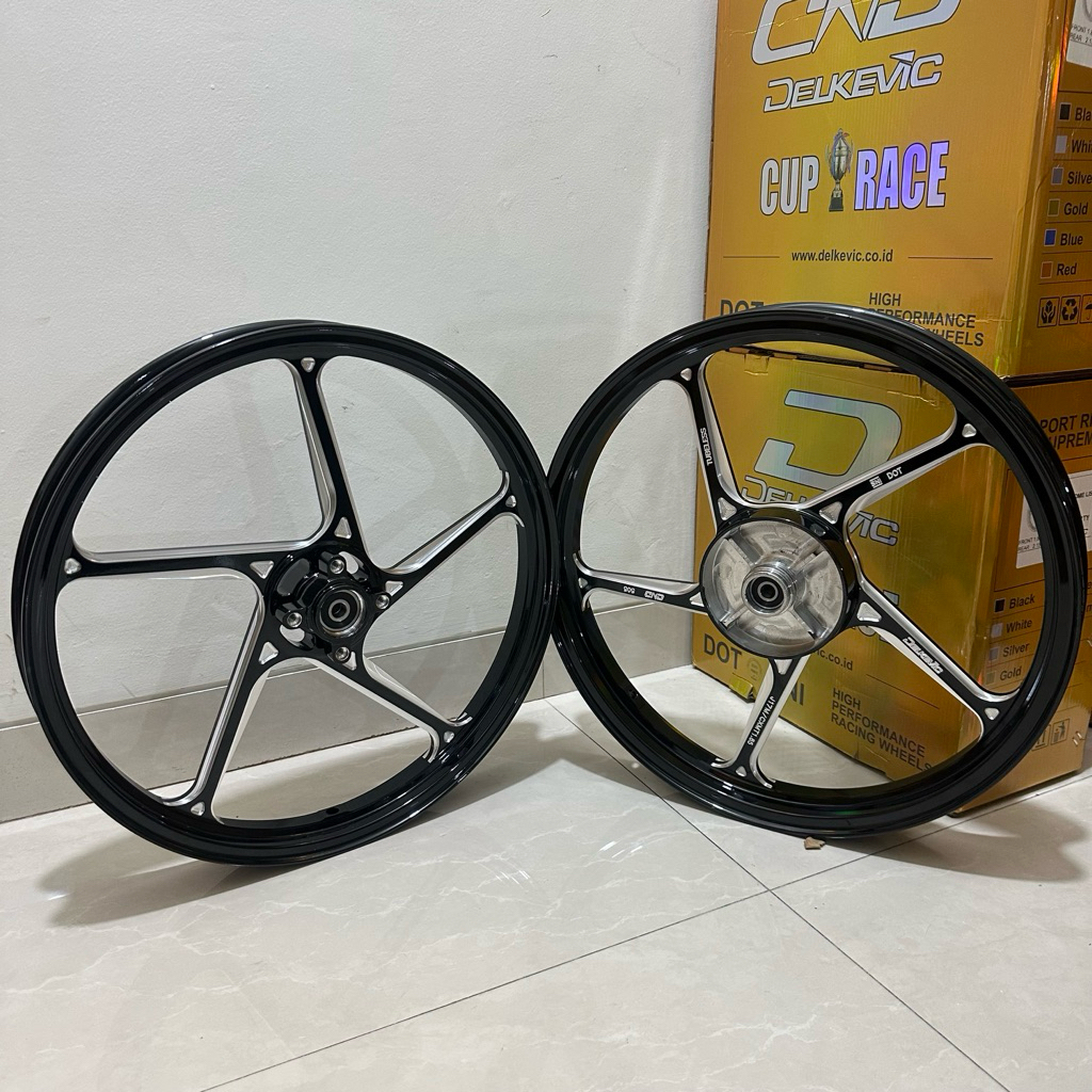 velg pelek delkevic d55 satria fu old satria Fu karbu satria fu fi ring 17 lebar 160 185