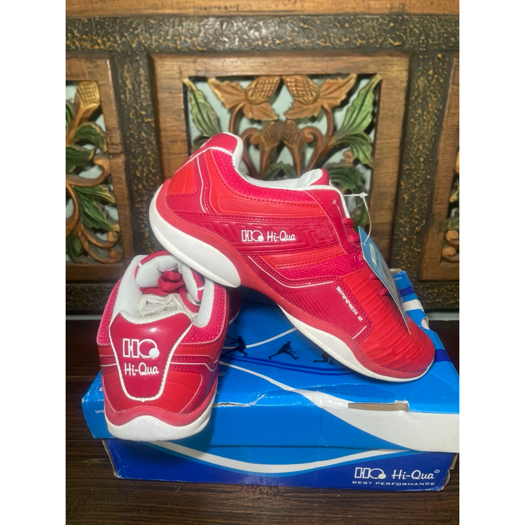 Sepatu Tenis / Badminton Hi-Qua 42