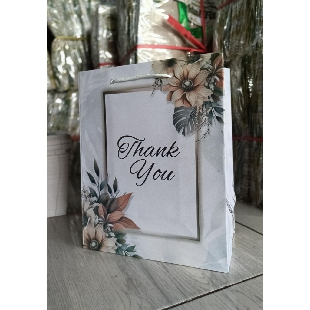 

Paperbag/Tas kertas soevenir LUSINAN Motif Rustic Thank you Uk.P20xL10xT25