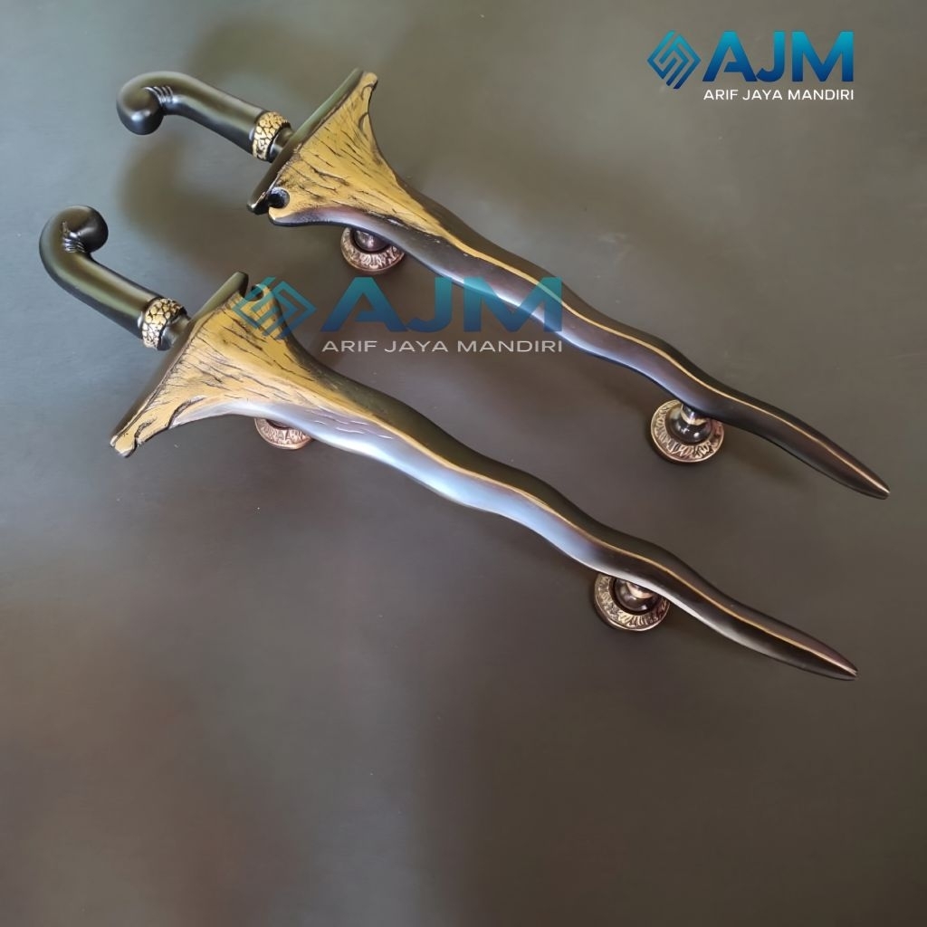 Handle pintu rumah gagang pintu tarikan pintu kupu tarung motif keris antik