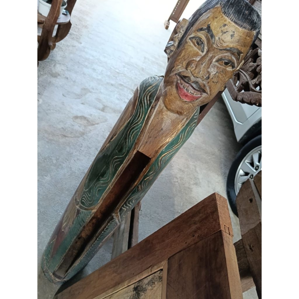 Kentongan kayu ukiran patung jadul vintage klasik pajangan resto