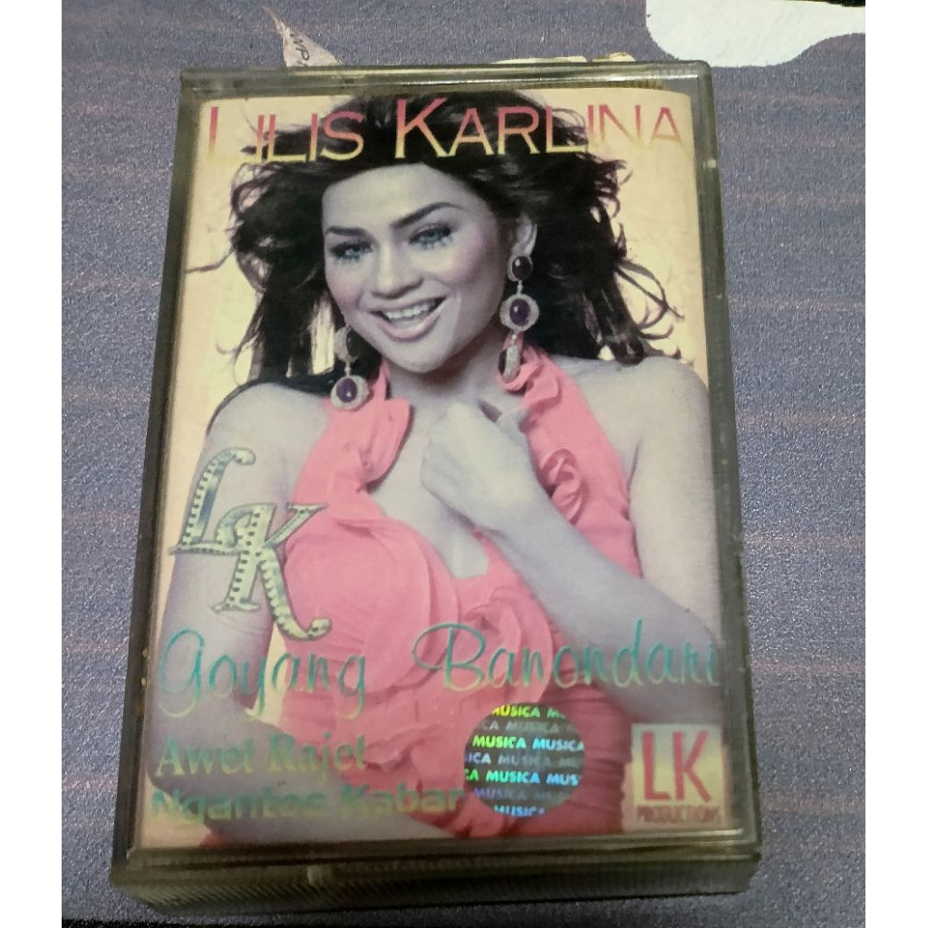 Kaset pita dangdut lilis karlina goyang banondari
