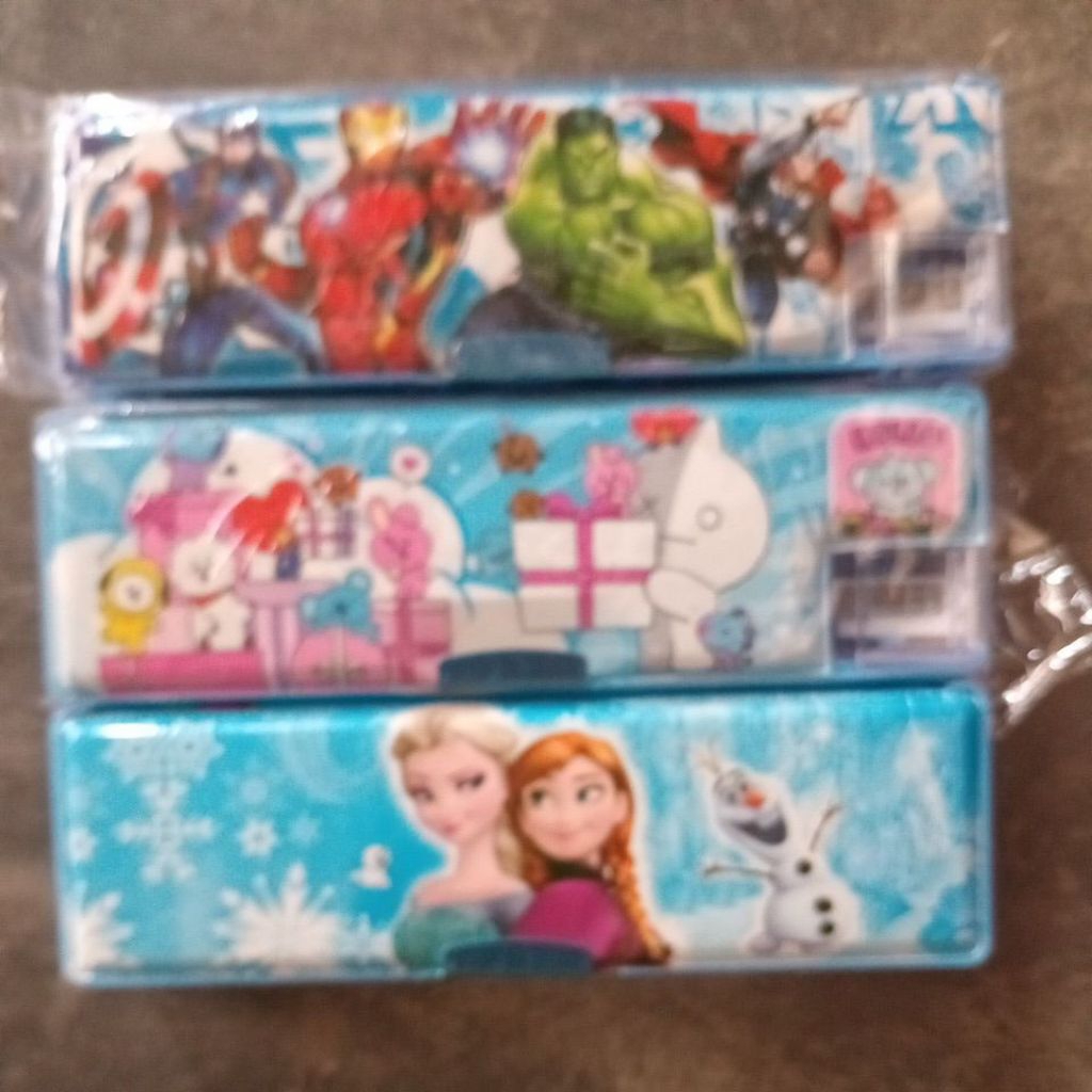 

tempat pensil Magnet