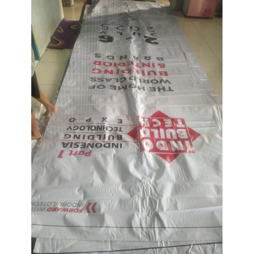 spanduk banner bekas ukuran 1,4x 5 meter