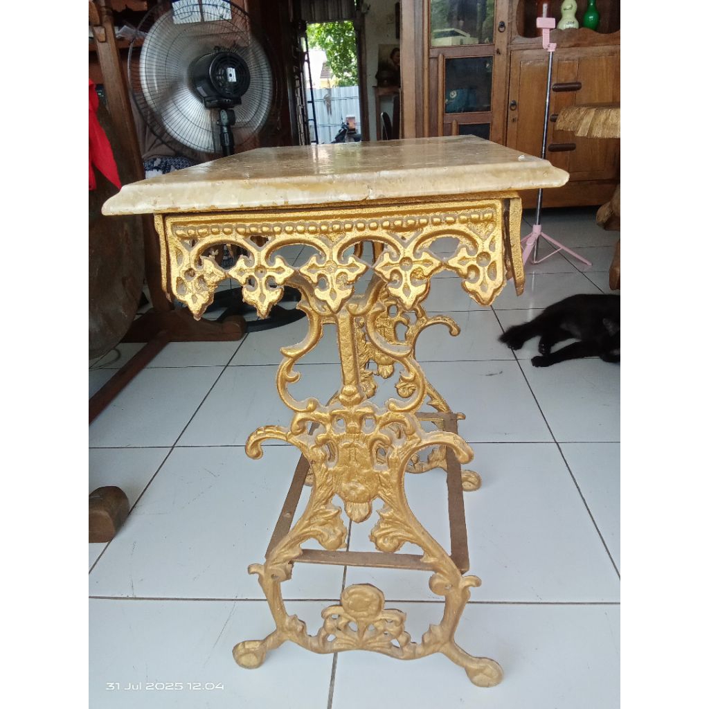 MEJA MARMER ASLI KUNO