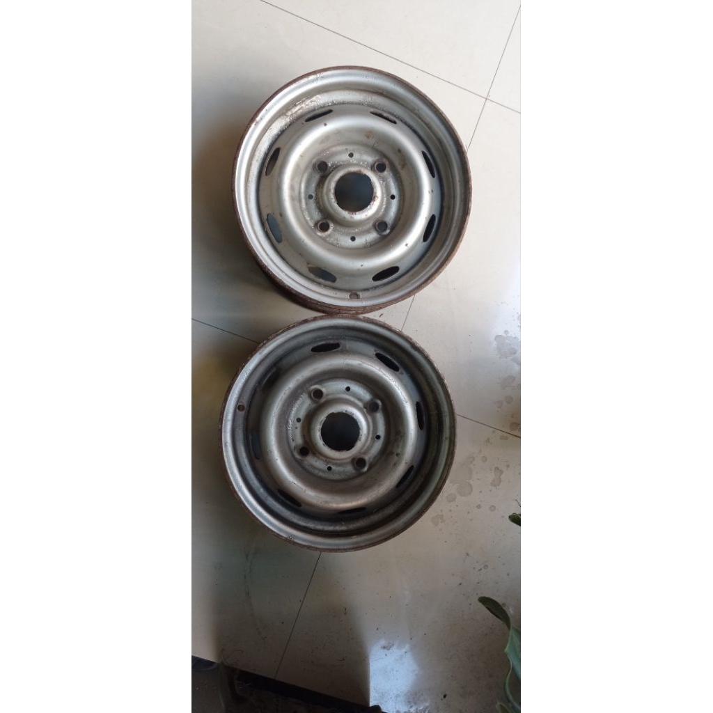 velg original Michelin Peugeot 505